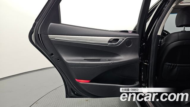 Hyundai Grandeur (IG) 3.0 LPi Rent Car Modern 2020 — фото 25