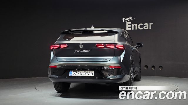 Renault Korea Filante 1.5 E-Tech Iconic 2WD 2027 — фото 4