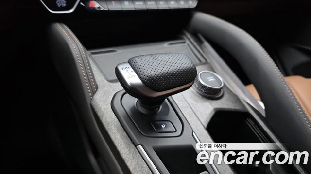 Renault Korea Filante 1.5 E-Tech Iconic 2WD 2027 — фото 9