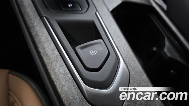 Renault Korea Filante 1.5 E-Tech Iconic 2WD 2027 — фото 16