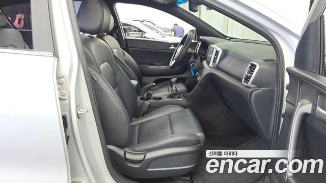 Kia Sportage The Bold Diesel 2.0 2WD Luxury 2019 — фото 11