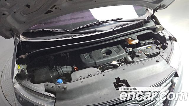 Hyundai Grand Starex 4WD Wagon 12-Seater Smart 2019 — фото 6