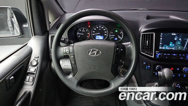 Hyundai Grand Starex 4WD Wagon 12-Seater Smart 2019 — фото 13