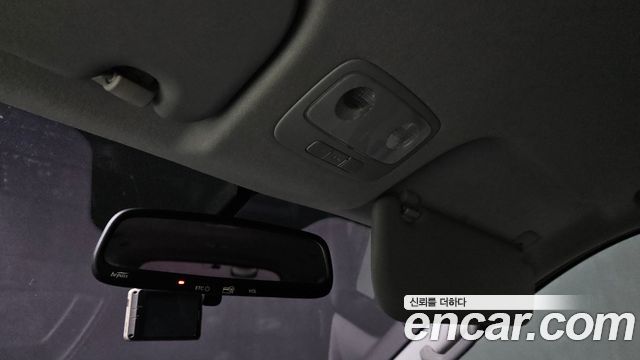 Hyundai Grand Starex 4WD Wagon 12-Seater Smart 2019 — фото 17