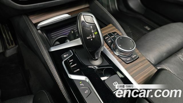 BMW 5 Series (G30) 520d M Sport Package Plus 2017 — фото 9