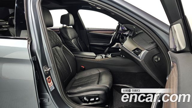BMW 5 Series (G30) 520d M Sport Package Plus 2017 — фото 11