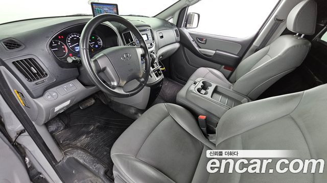 Hyundai Grand Starex Van 3-Seater Smart 2021 — фото 7
