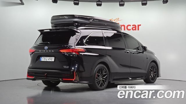 Toyota Sienna (IV) 2.5 Hybrid AWD 2024 — фото 2