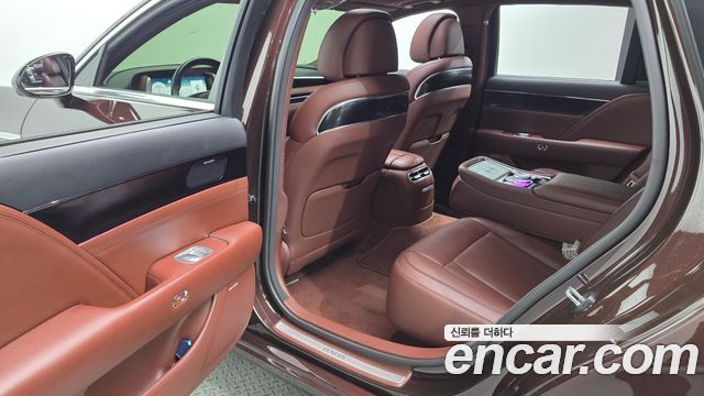 Genesis G90 (RS4) Gasoline 3.5 Turbo AWD 2022 — фото 15