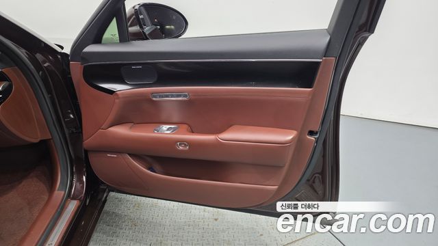 Genesis G90 (RS4) Gasoline 3.5 Turbo AWD 2022 — фото 30