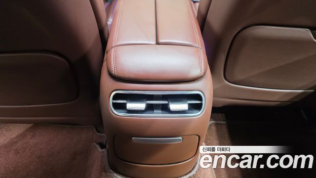 Genesis G90 (RS4) Gasoline 3.5 Turbo AWD 2022 — фото 42