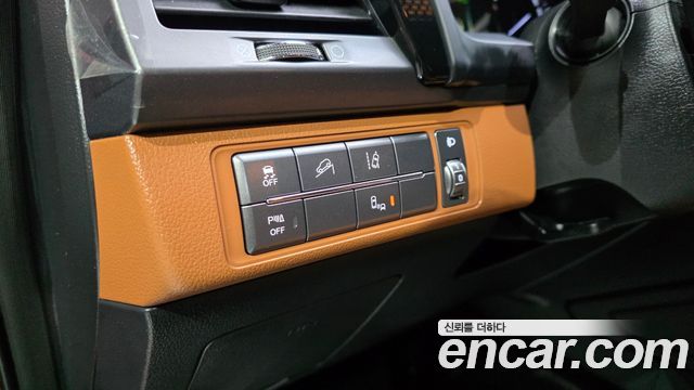 KG Mobility (SsangYong) Rexton Sports Diesel 2.2 4WD Noblesse 2020 — фото 12