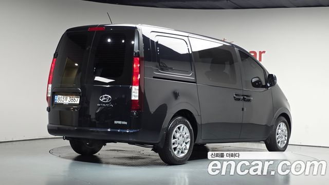 Hyundai Staria L3.5 Cargo 5-Seater Modern 2022 — фото 2