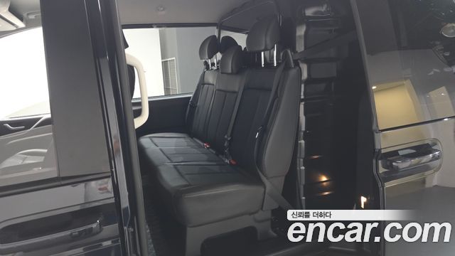Hyundai Staria L3.5 Cargo 5-Seater Modern 2022 — фото 12