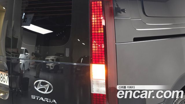 Hyundai Staria L3.5 Cargo 5-Seater Modern 2022 — фото 23
