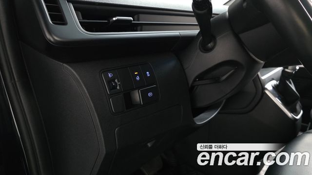 Hyundai Staria L3.5 Cargo 5-Seater Modern 2022 — фото 29