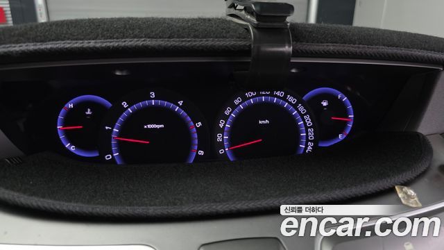 KG Mobility (SsangYong) Korando Turismo 4WD RX 11-seater 2016 — фото 8