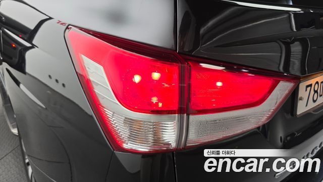 KG Mobility (SsangYong) Korando Turismo 4WD RX 11-seater 2016 — фото 23