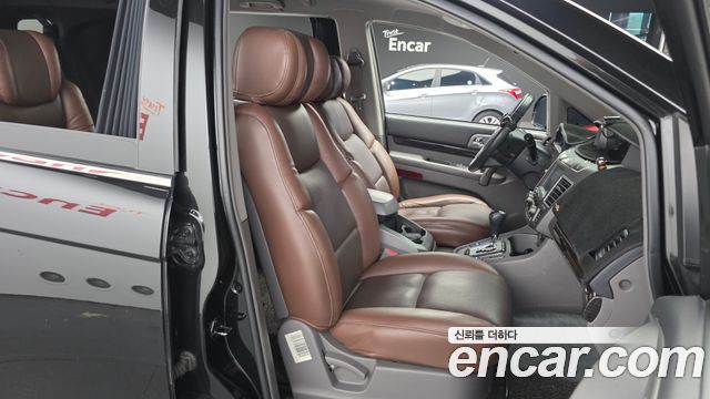 KG Mobility (SsangYong) Korando Turismo 4WD RX 11-seater 2016 — фото 26