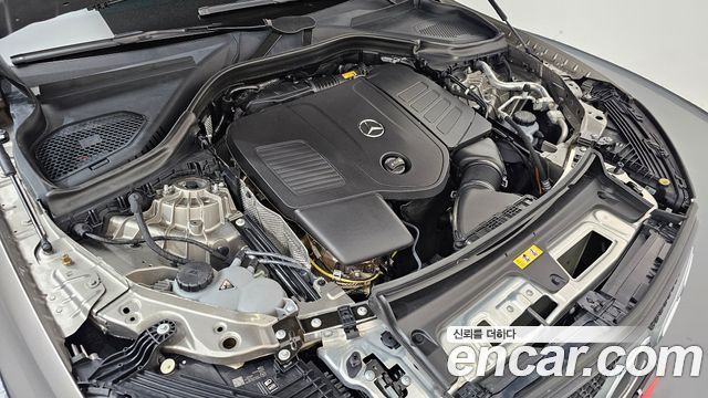 Mercedes-Benz GLC-Class (X254) GLC300 4MATIC AMG Line 2024 — фото 6