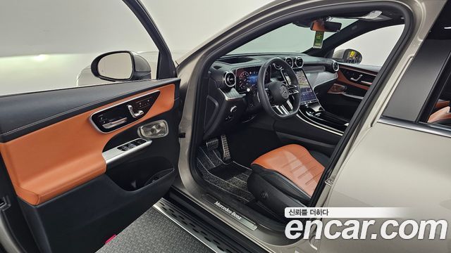 Mercedes-Benz GLC-Class (X254) GLC300 4MATIC AMG Line 2024 — фото 10