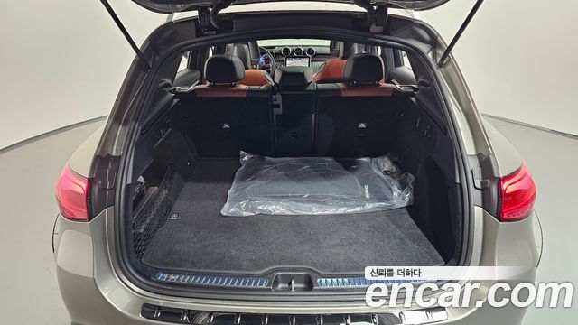 Mercedes-Benz GLC-Class (X254) GLC300 4MATIC AMG Line 2024 — фото 22
