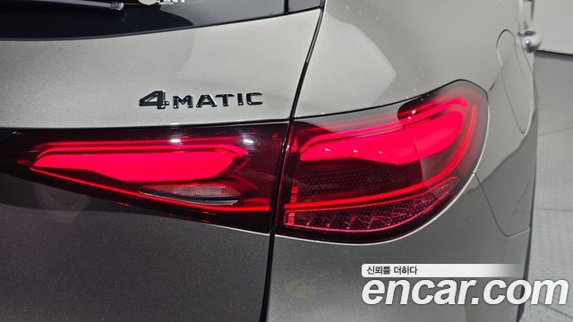 Mercedes-Benz GLC-Class (X254) GLC300 4MATIC AMG Line 2024 — фото 29