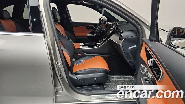 Mercedes-Benz GLC-Class (X254) GLC300 4MATIC AMG Line 2024 — фото 32