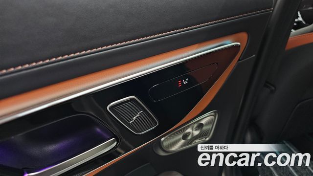 Mercedes-Benz GLC-Class (X254) GLC300 4MATIC AMG Line 2024 — фото 36
