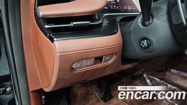 Genesis G90 (RS4) Gasoline 3.5 Turbo AWD 2023 — фото 14