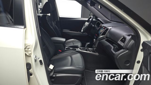 KG Mobility (SsangYong) Tivoli Diesel VX 2WD 2016 — фото 11