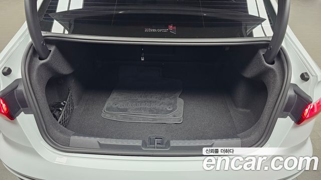 Audi A3 (8Y) 40 TFSI Premium 2023 — фото 17
