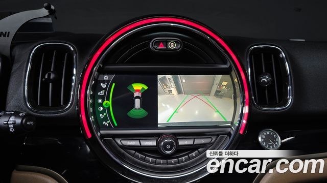 MINI Cooper Countryman HIGH 2nd 2019 — фото 17