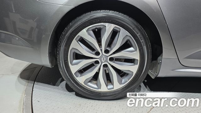 Renault Korea SM6 2.0 LPe LE 2016 — фото 5