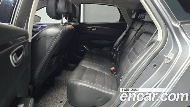 Renault Korea SM6 2.0 LPe LE 2016 — фото 12