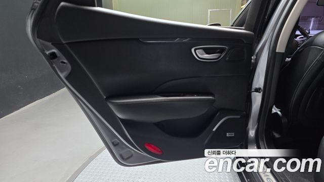 Renault Korea SM6 2.0 LPe LE 2016 — фото 25