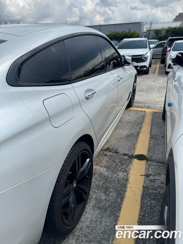 BMW 6 Series GT (G32) 640i xDrive M Sport 2018 — фото 3