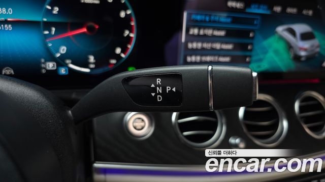 Mercedes-Benz E-Class (W213) E250 AMG Line 2023 — фото 9