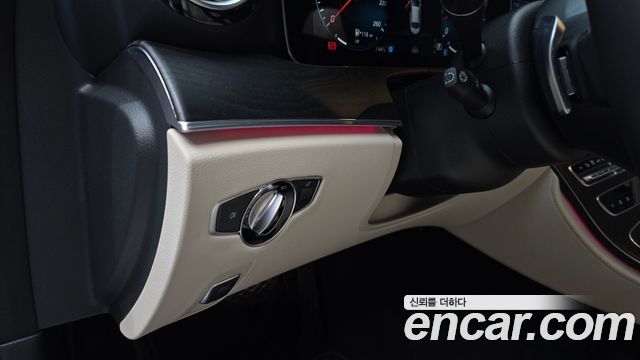 Mercedes-Benz E-Class (W213) E250 AMG Line 2023 — фото 24