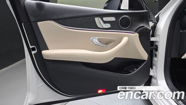 Mercedes-Benz E-Class (W213) E250 AMG Line 2023 — фото 30
