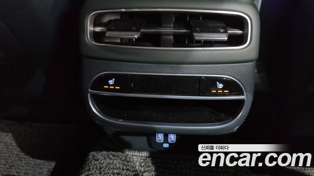 Genesis GV70 2.5T Gasoline AWD 2023 — фото 31