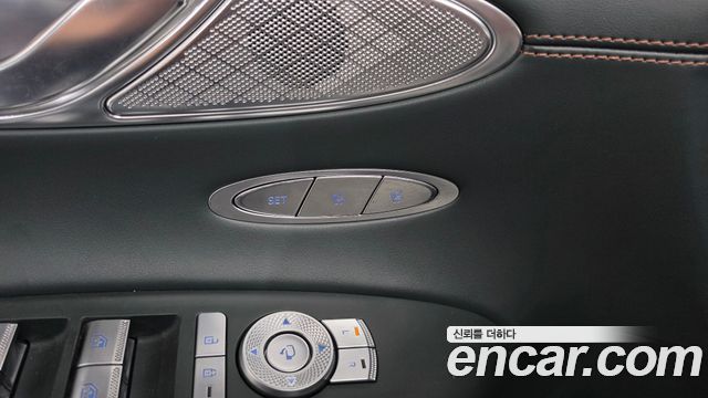 Genesis GV70 2.5T Gasoline AWD 2023 — фото 32
