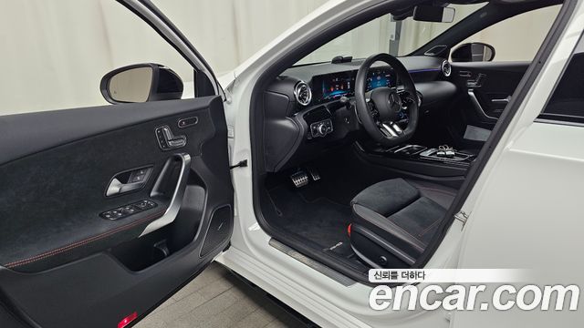 Mercedes-Benz A-Class (W177) AMG A45 S 4MATIC+ Hatchback 2025 — фото 10