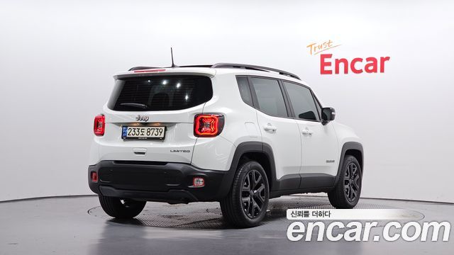 Jeep Renegade 1.3 Limited 2023 — фото 2