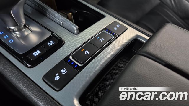 Genesis G80 3.3 GDI Luxury 2017 — фото 18