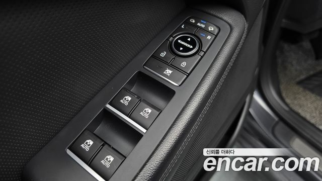 Genesis G80 3.3 GDI Luxury 2017 — фото 33