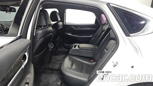 Hyundai Grandeur (IG) 2.4 Premium 2019 — фото 11