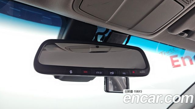 Hyundai Grandeur (IG) 2.4 Premium 2019 — фото 14