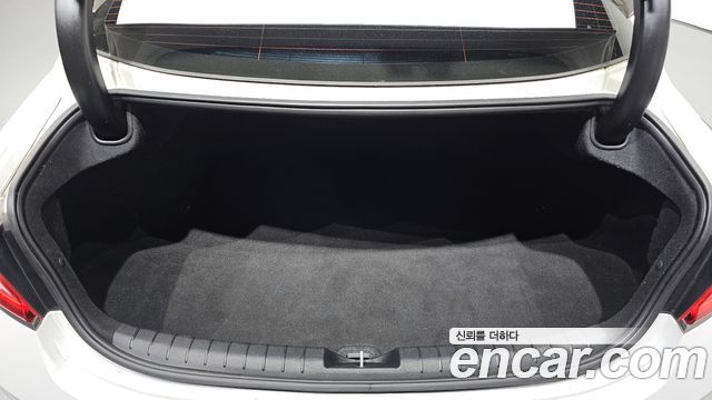 Hyundai Grandeur (IG) 2.4 Premium 2019 — фото 20