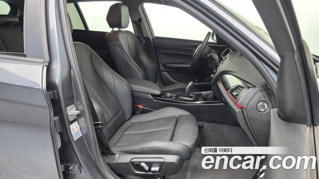BMW 1 Series (F20) 118d Sport 5Door 2017 — фото 11
